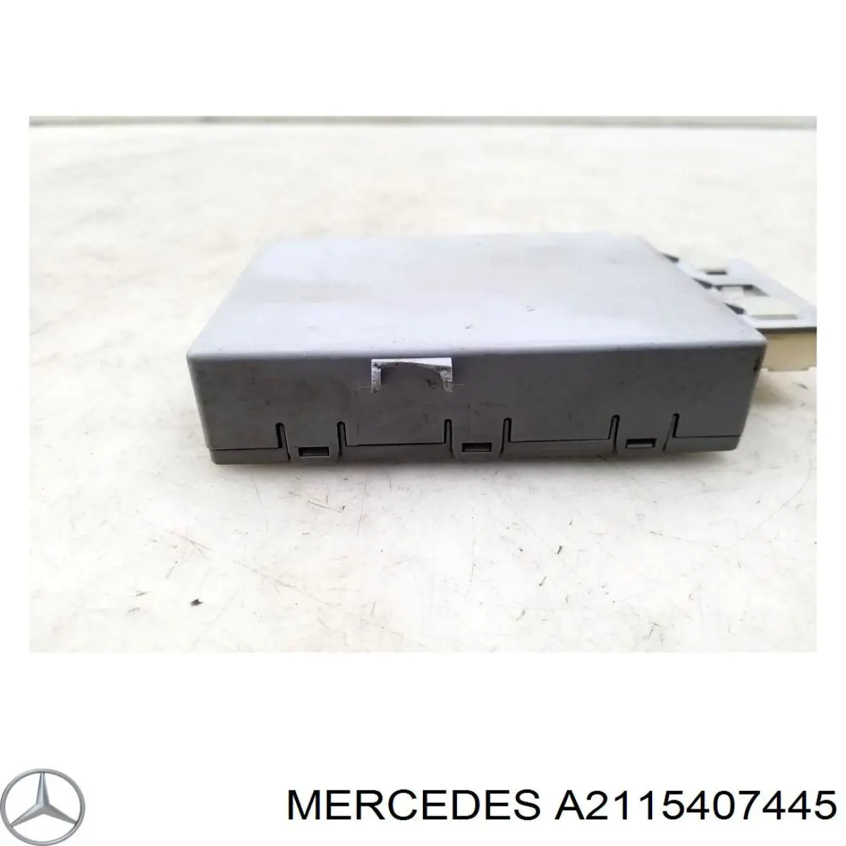 A2115407445 Mercedes