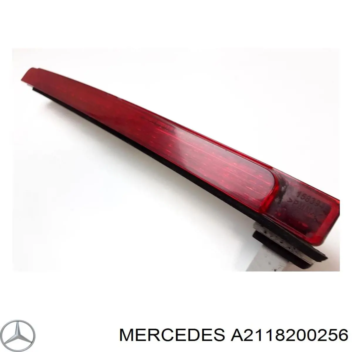 Lampara de luz de freno adicional  Mercedes A2118200256 precio, desde 43,71 EUR