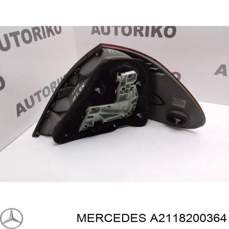 A2118200364 Mercedes piloto posterior izquierdo