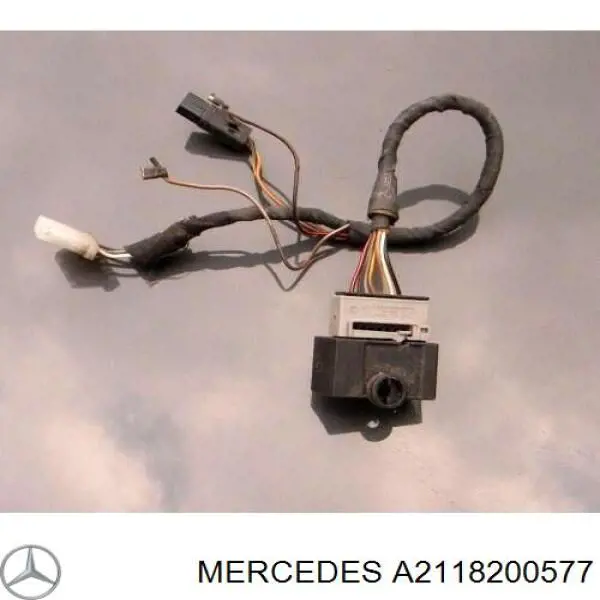 Piloto trasero exterior izquierdo Mercedes A2118200577 precio, desde  EUR