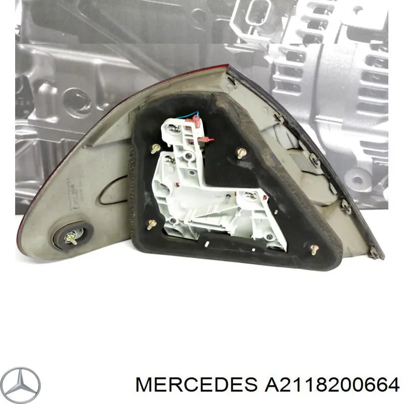 Piloto trasero derecho Mercedes A2118200664