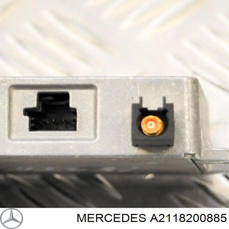 Amplificador de señal de antena Mercedes A2118200885 precio, desde 39,20 EUR
