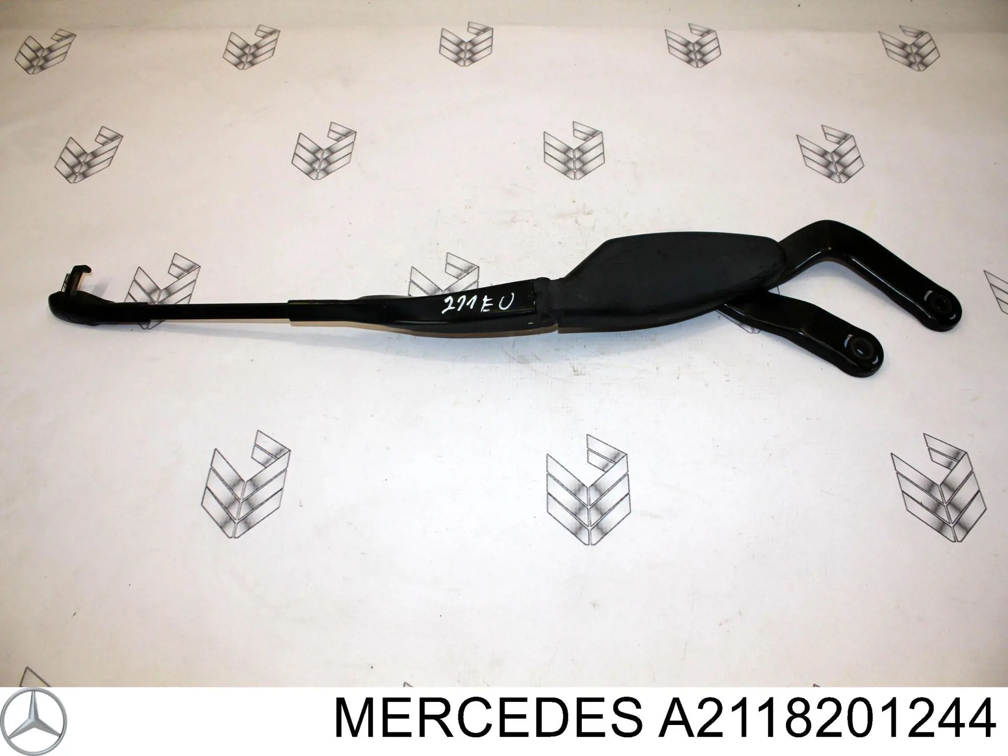 Brazo de limpiaparabrisas Mercedes A2118201244 precio, desde 29,04 EUR