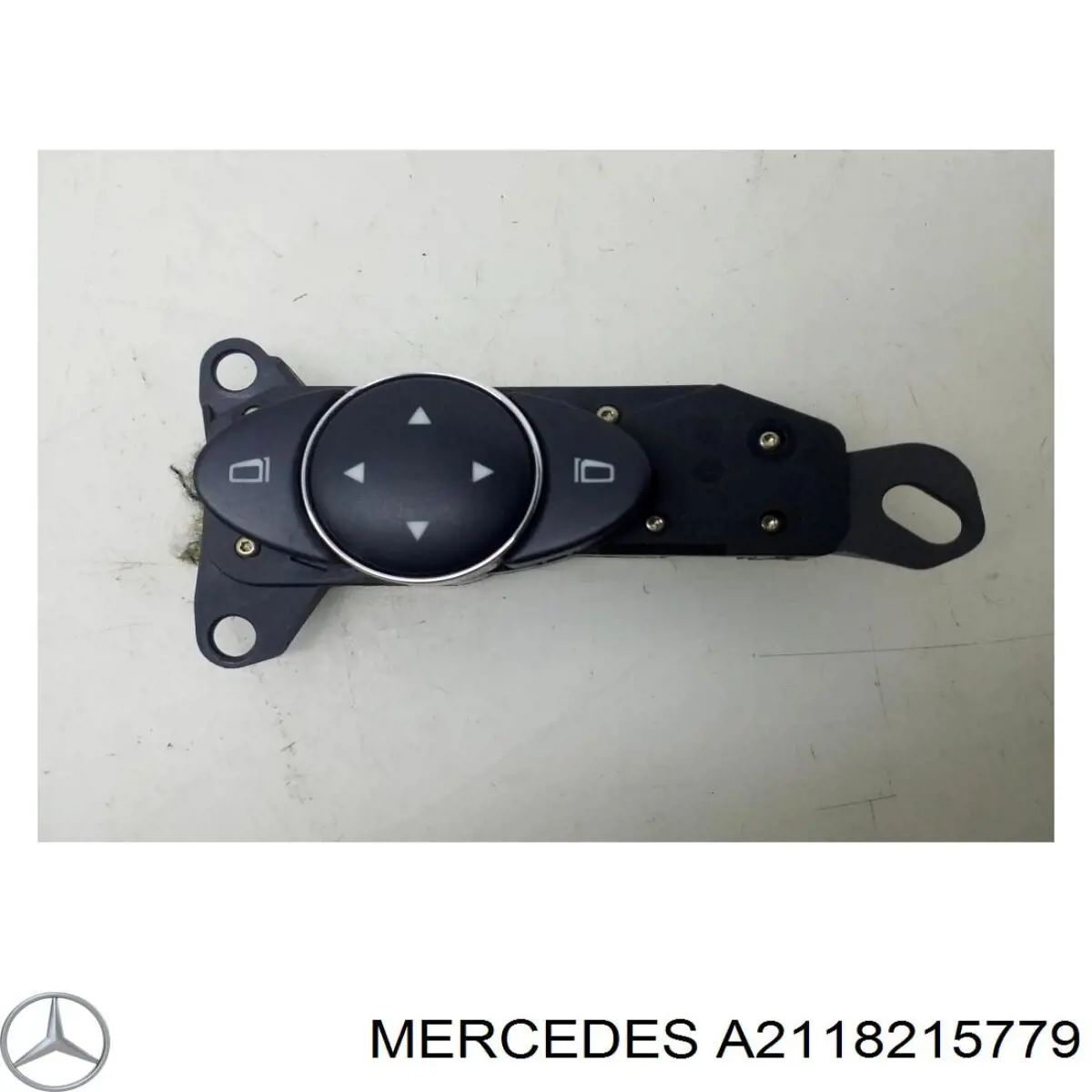 2118215779 Mercedes