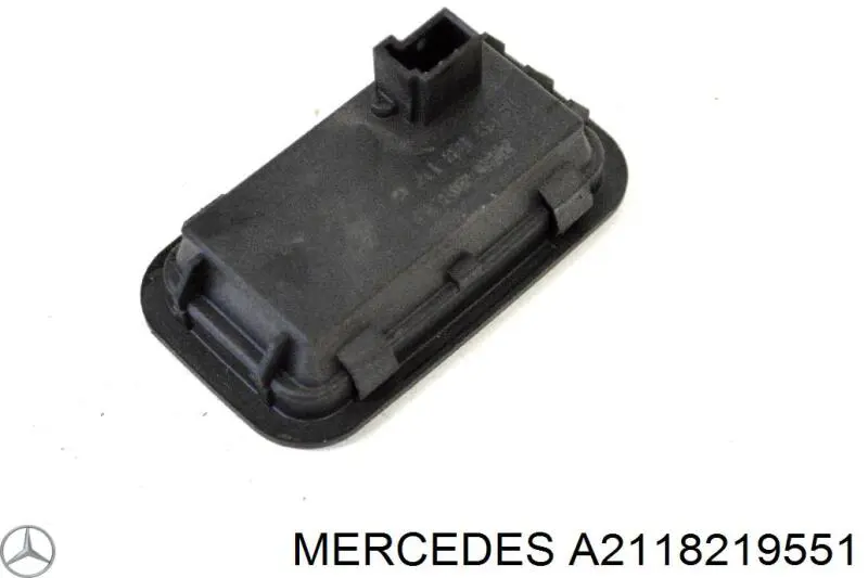 Botón de accionamiento del cierre de la tapa del maletero (puerta trasera 3/5) Mercedes A2118219551 precio, desde 39,20 EUR