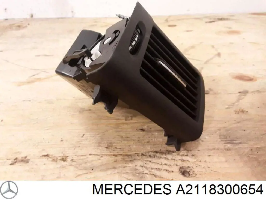 Rejilla aireadora de salpicadero derecha para Mercedes E (W211)