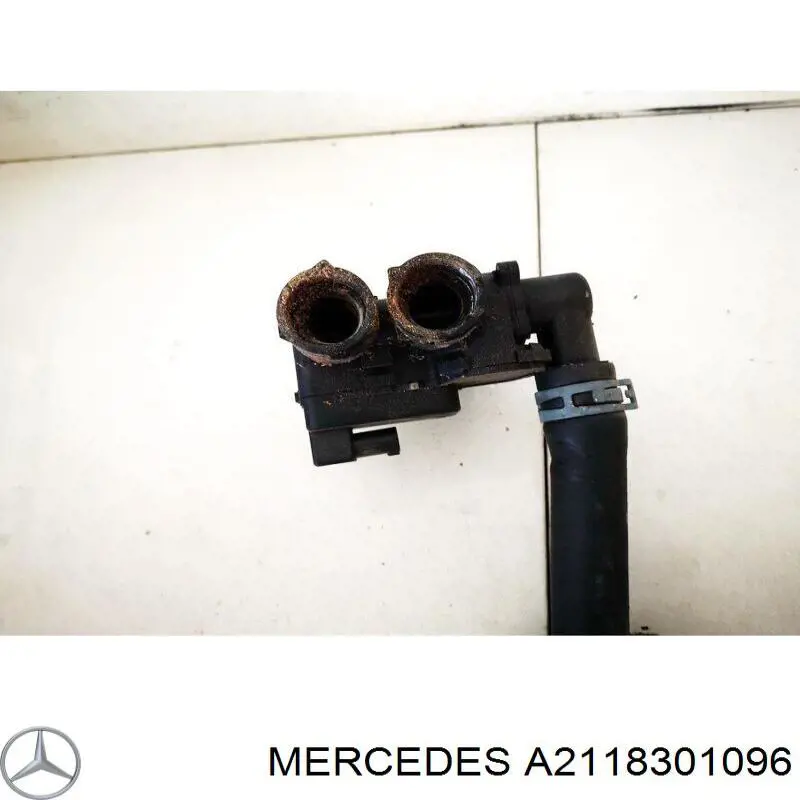  Mercedes A2118301096 precio, desde 22,79 EUR