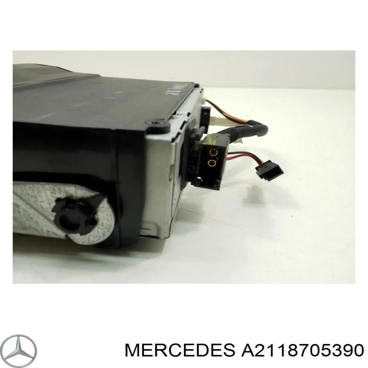 Radio A2118705390 Mercedes