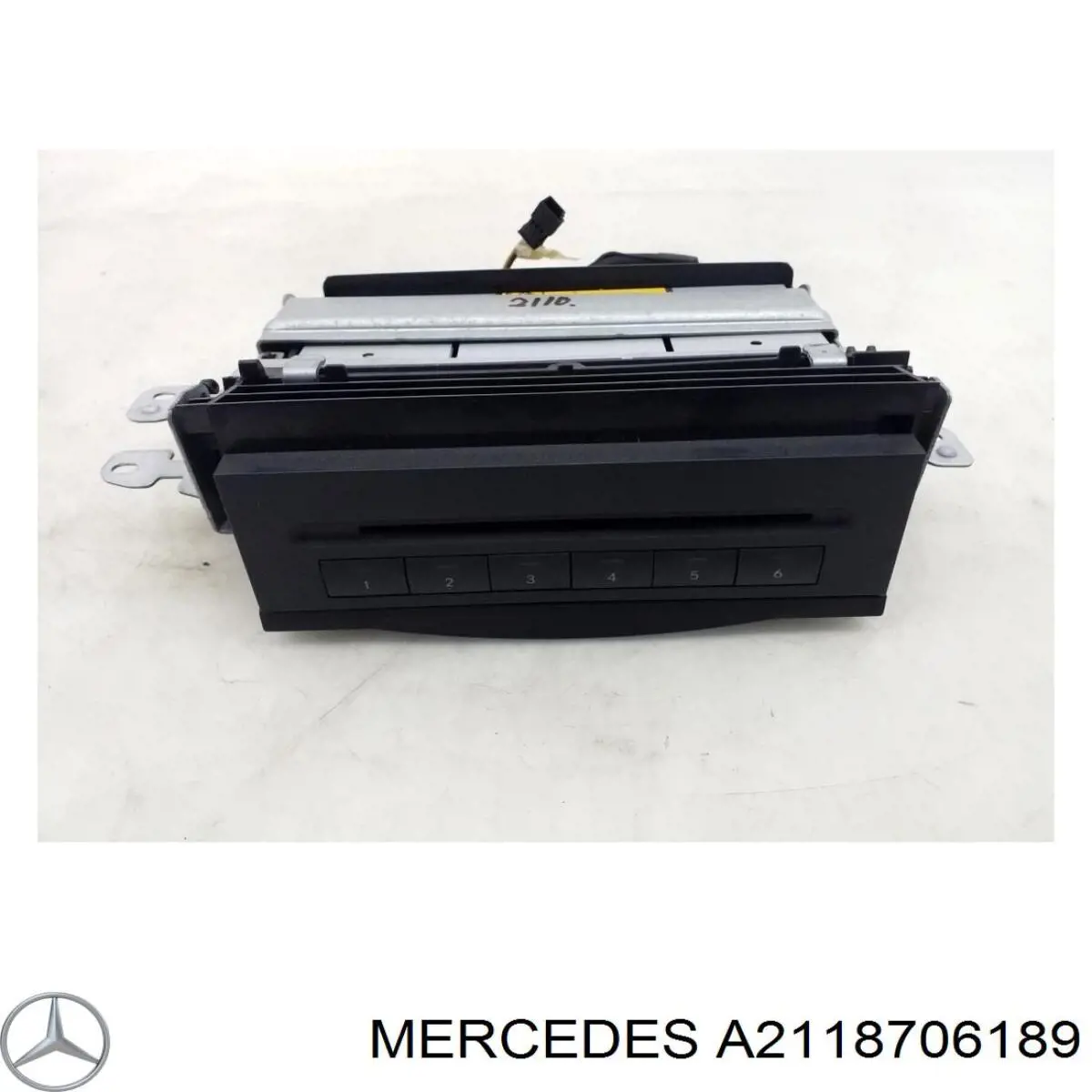 Radio AM/FM Mercedes A2118706189 precio, desde 69,70 EUR