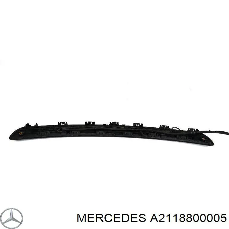 Rejilla del capó Mercedes A2118800005 precio, desde 68,24 EUR