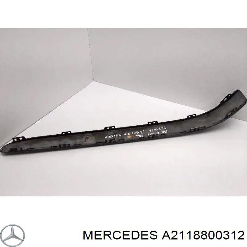 A2118800312 Mercedes listón embellecedor/protector, parachoques trasero izquierdo