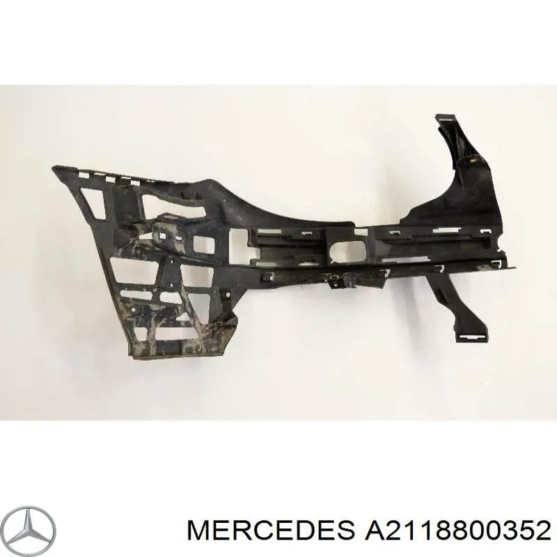 Soporte de parachoques delantero izquierdo para Mercedes E (S211)