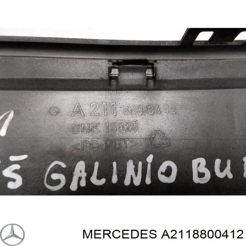 Listón embellecedor/protector, parachoques trasero derecho para Mercedes E (S211)