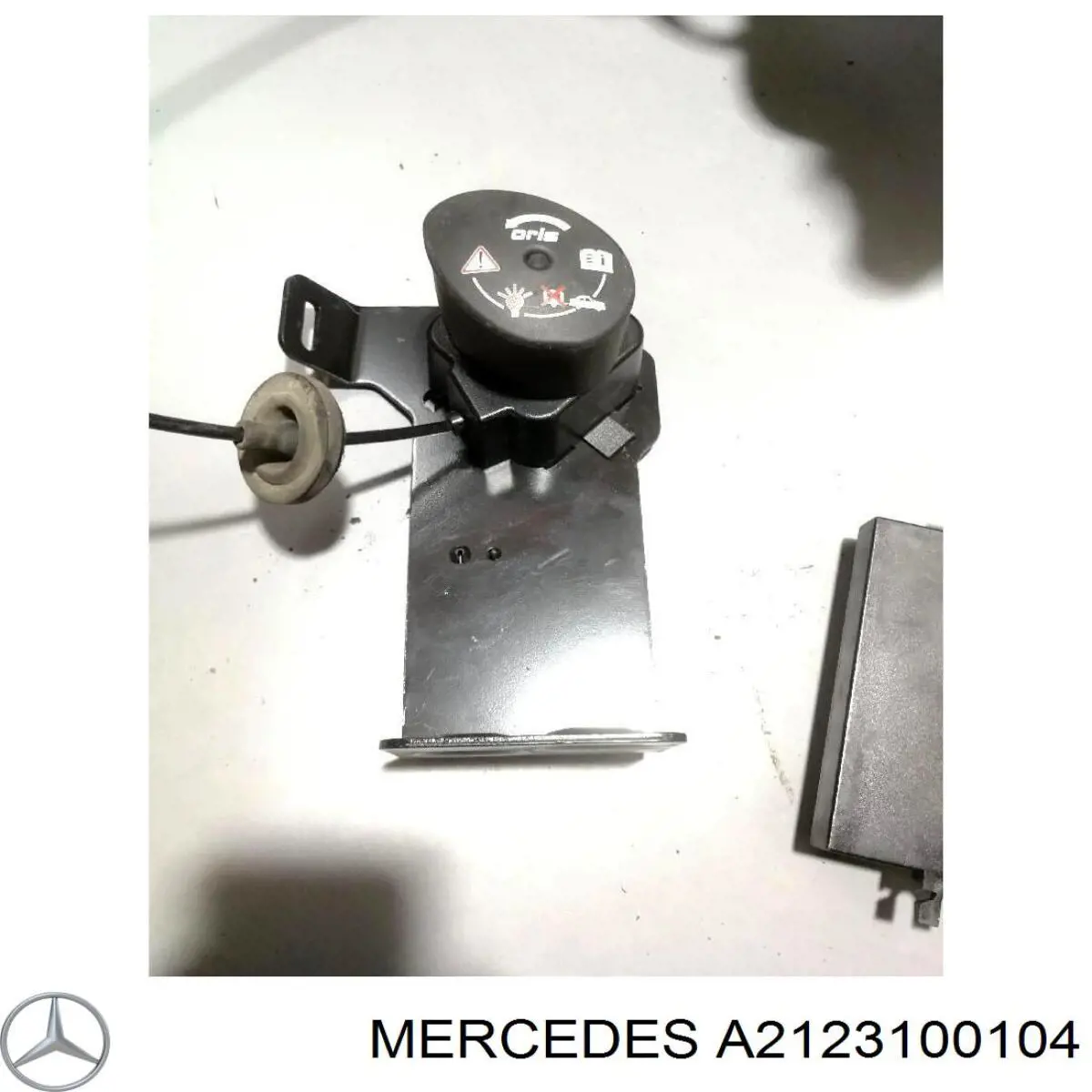 A2123100104 Mercedes