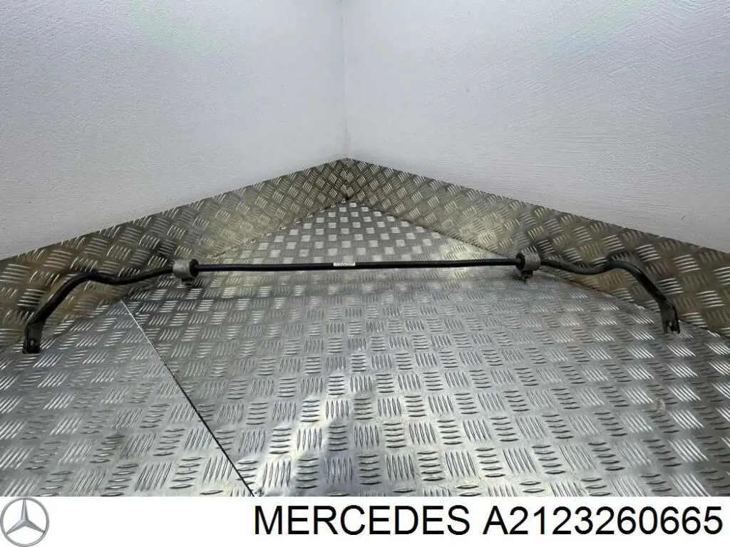 Barra estabilizadora de la suspensión trasero Mercedes A2123260665 precio, desde 87,12 EUR