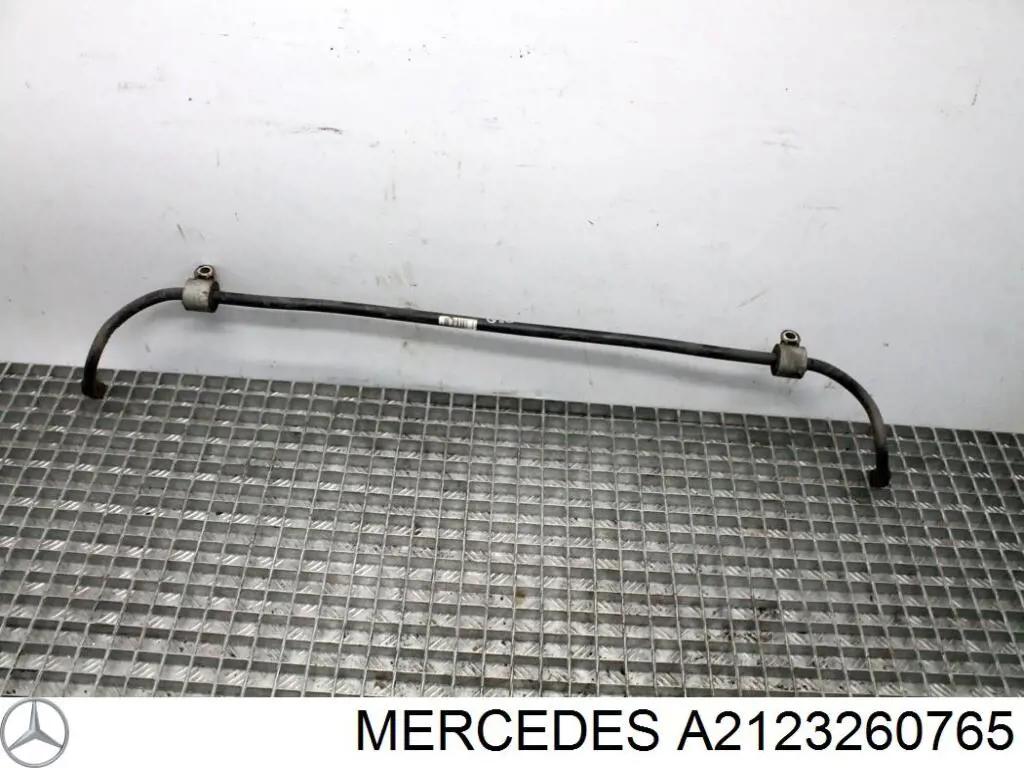 Barra estabilizadora de la suspensión trasero Mercedes A2123260765 precio, desde 92,93 EUR