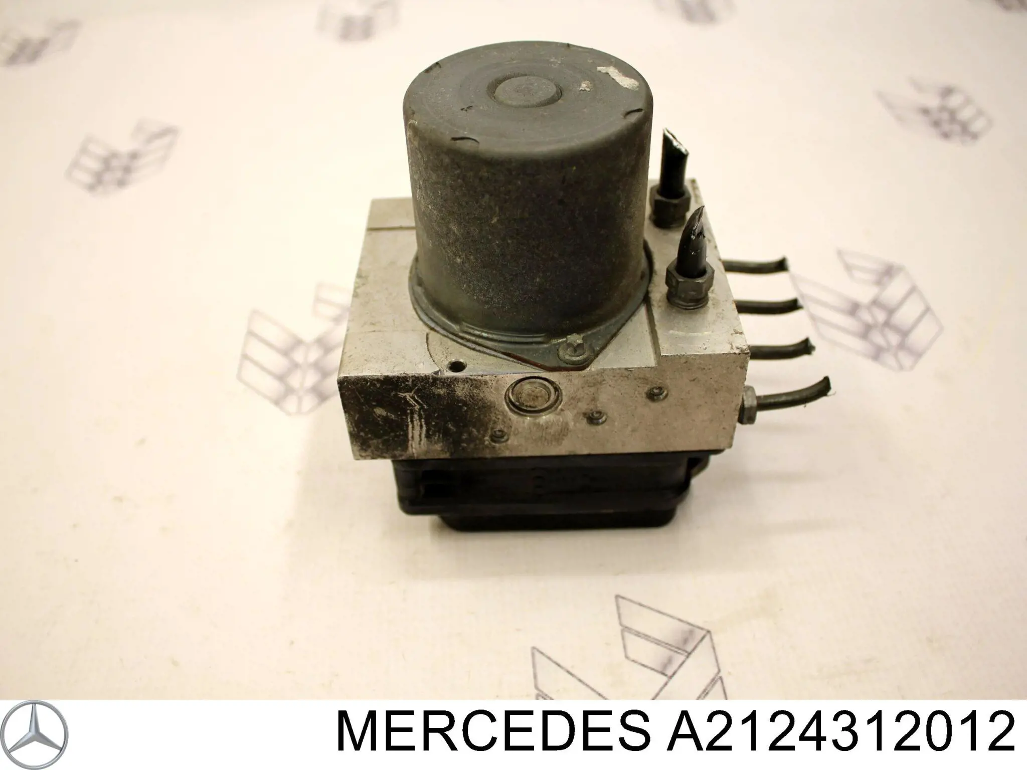 Bomba ABS del cilindro maestro de freno A2124312012 Mercedes