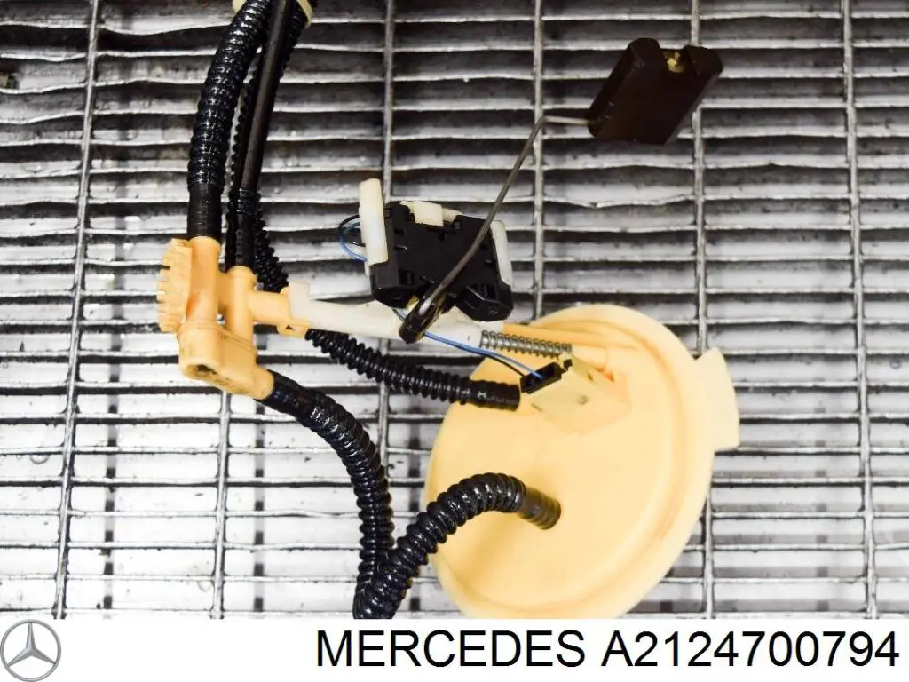 Sensor de nivel de combustible izquierdo Mercedes A2124700794 precio, desde 66,22 EUR