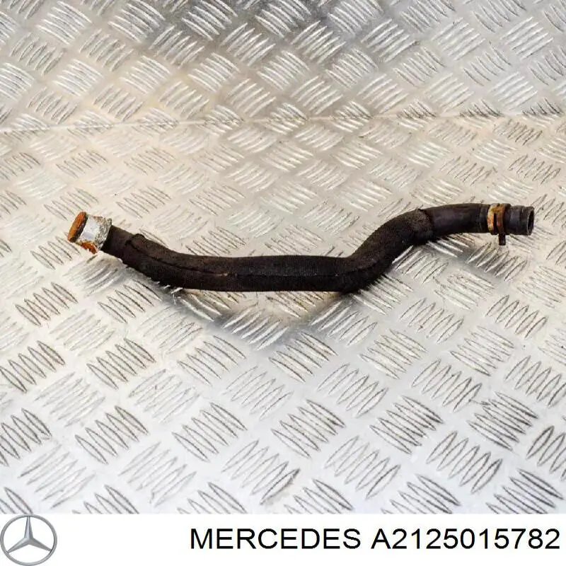 Manguera inferior del vaso de expansión Mercedes A2125015782 precio, desde 27,85 EUR