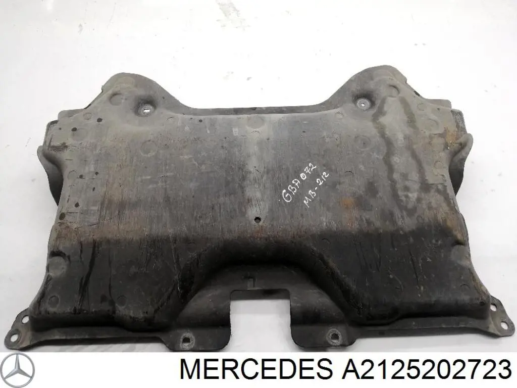 Protección trasera del motor Mercedes A2125202723 precio, desde 156,82 EUR