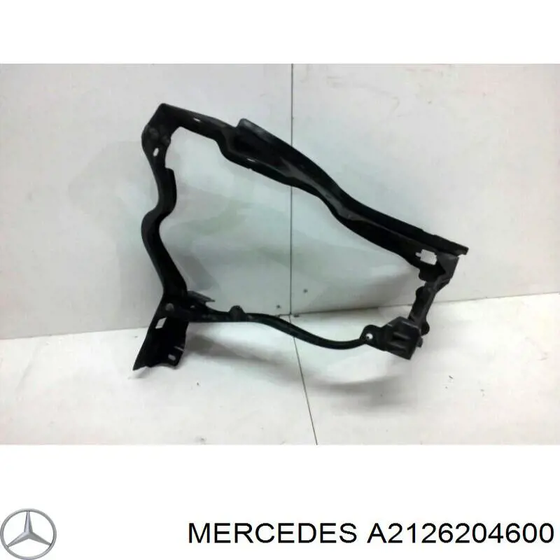 Soporte izquierdo del radiador (panel de montaje de faros) Mercedes A2126204600 precio, desde 61,71 EUR
