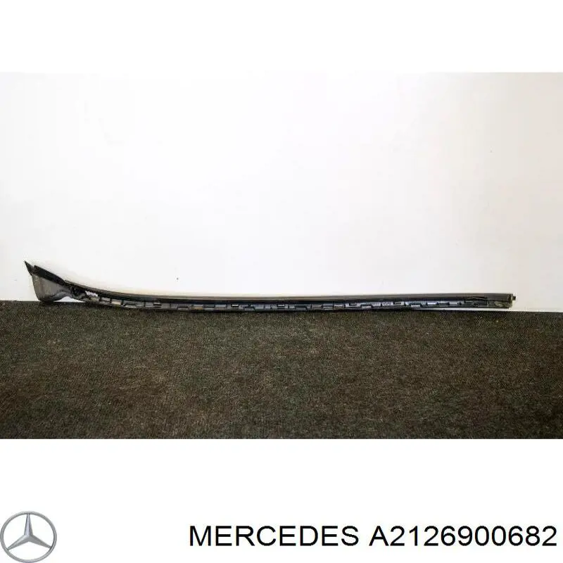 Comprar A21269006829999 Mercedes Moldura de techo derecha