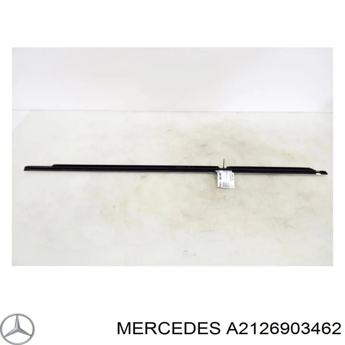 Moldura de guardabarros delantero derecho Mercedes A2126903462 precio, desde 12,10 EUR