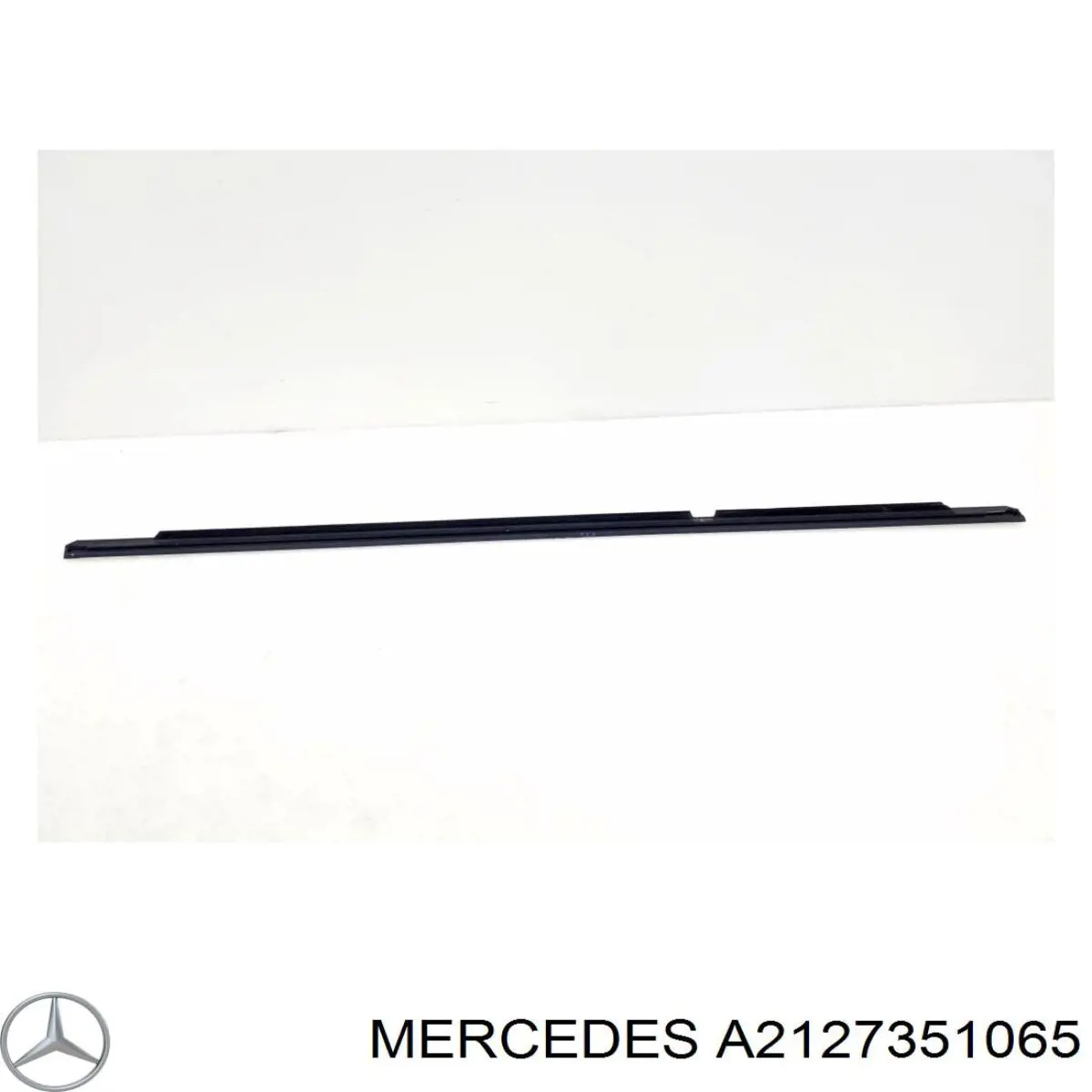 A2127351065 Mercedes lameluna de puerta trasera derecha exterior