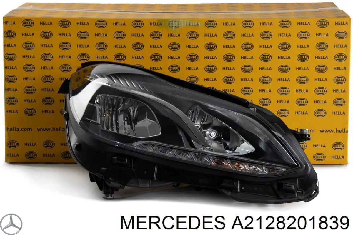 A212820183964 Mercedes faro derecho