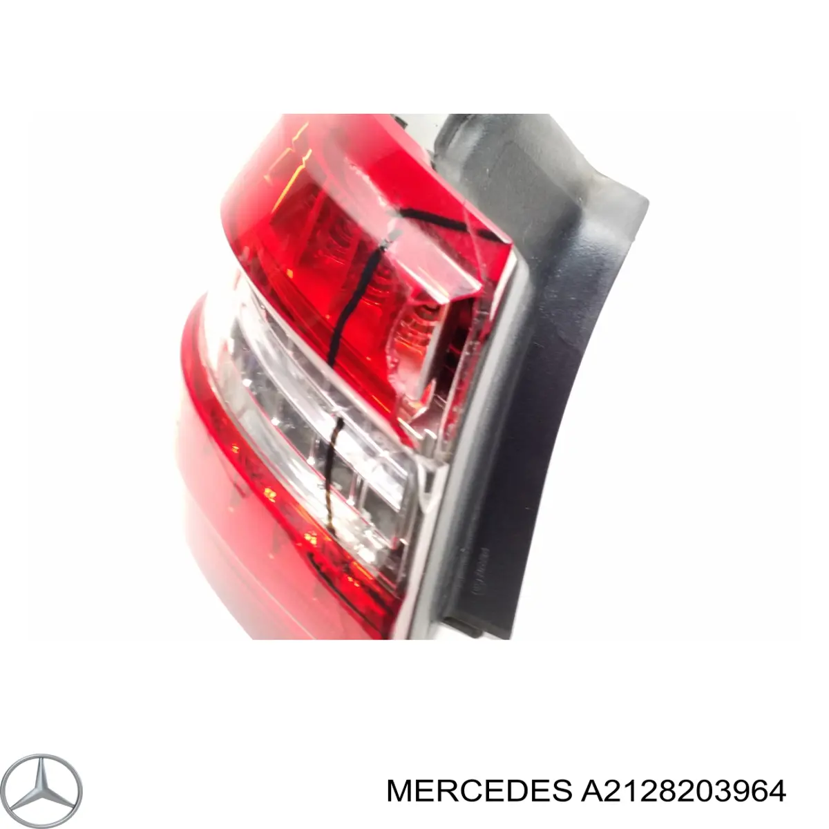 Piloto trasero exterior izquierdo Mercedes A2128203964 precio, desde 298,67 EUR