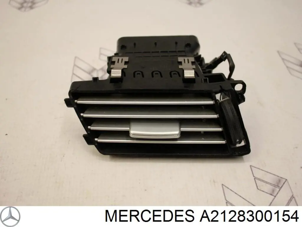 A2128300154 Mercedes Conducto de aire izquierdo bajo el salpicadero