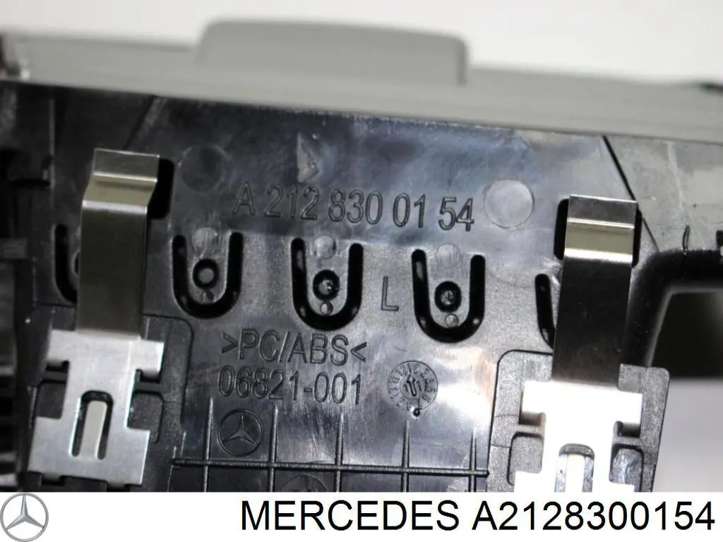 Conducto de aire izquierdo bajo el salpicadero Mercedes A2128300154 precio, desde 43,56 EUR