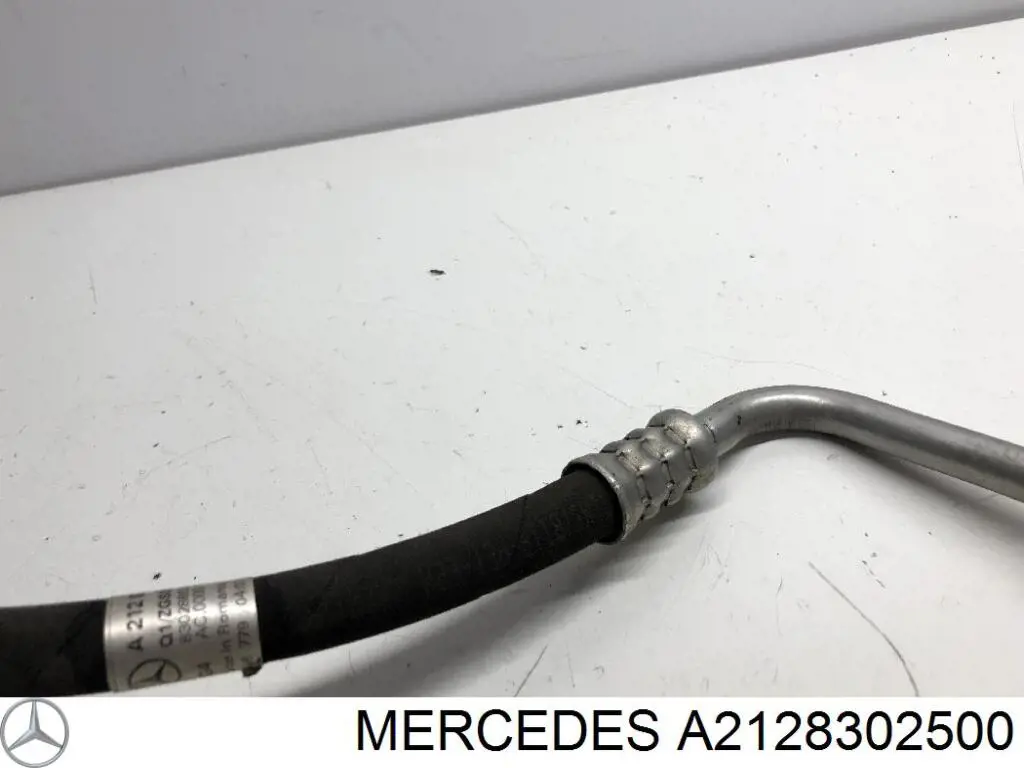 Manguera de aire acondicionado de condensador a evaporador A2128302500 Mercedes