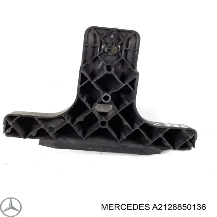 Mercedes A2128850136 precio, desde 11,62 EUR