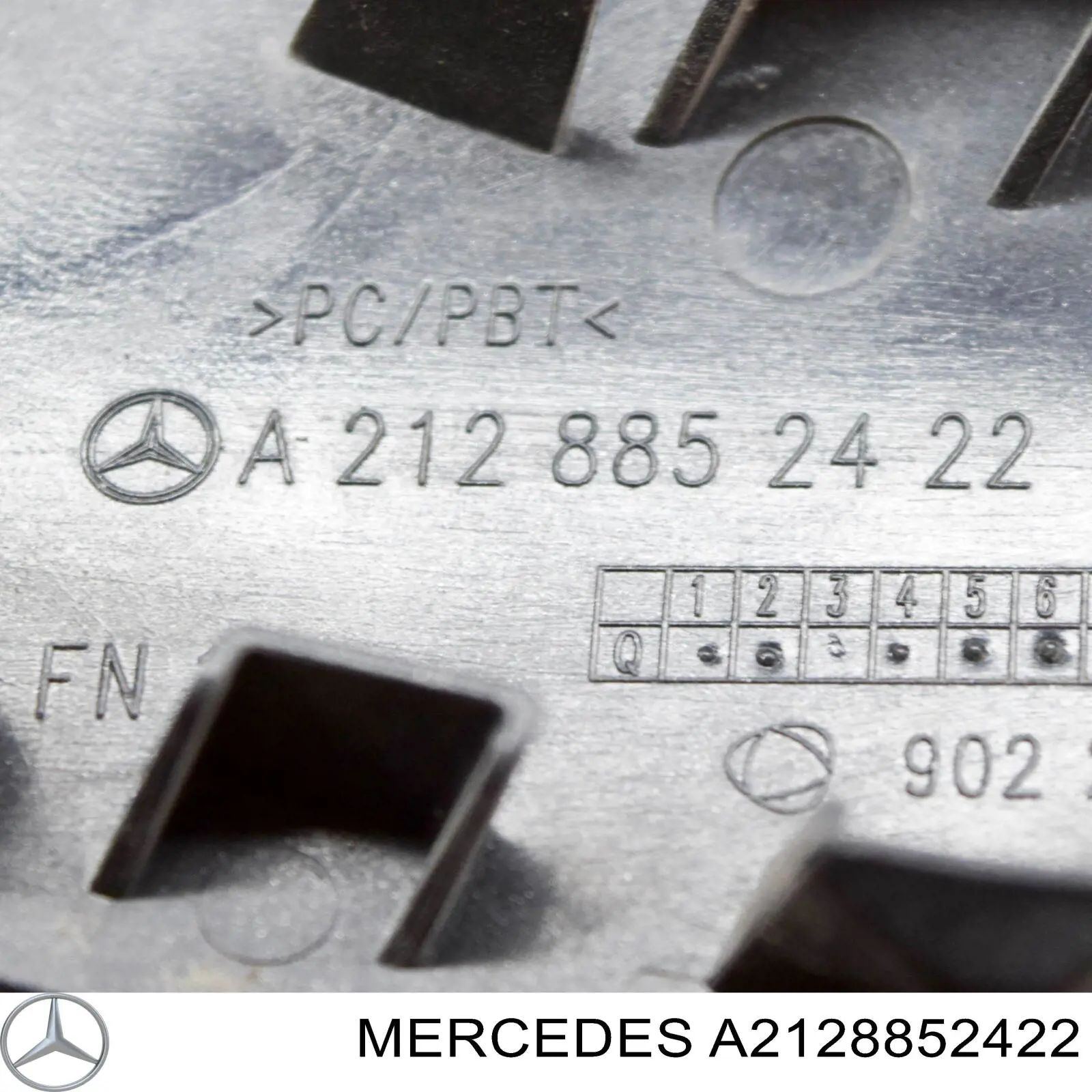 21288524229999 Mercedes cobertura de parachoques, enganche de remolque, delantera