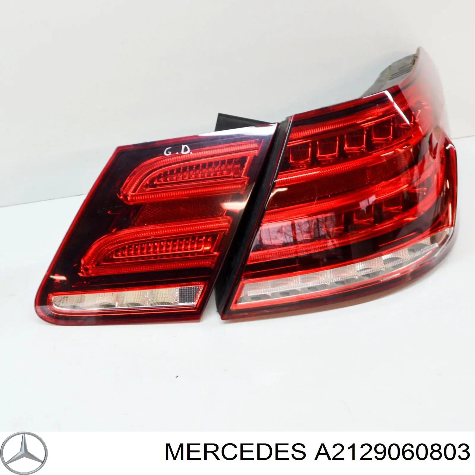 Piloto trasero exterior derecho Mercedes A2129060803 precio, desde 235,39 EUR