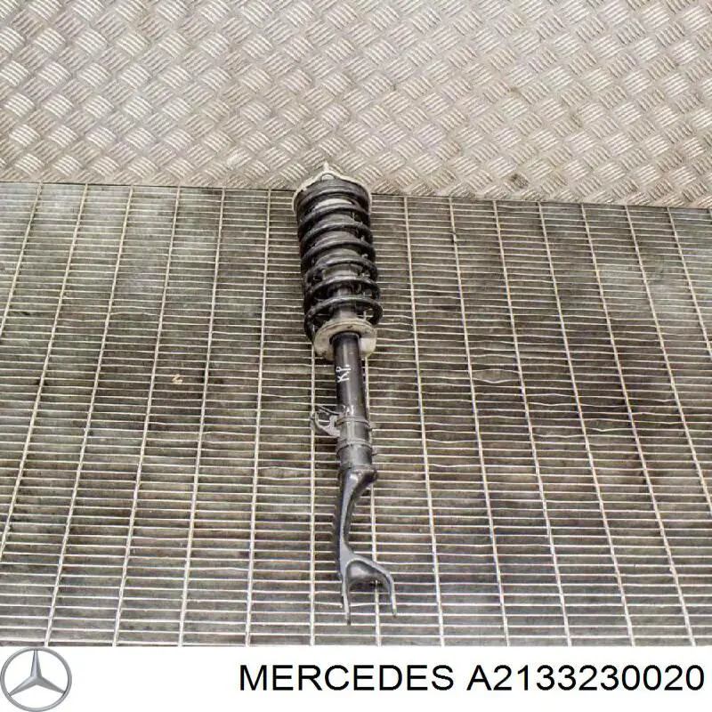 Soporte del amortiguador delantero A2133230020 Mercedes