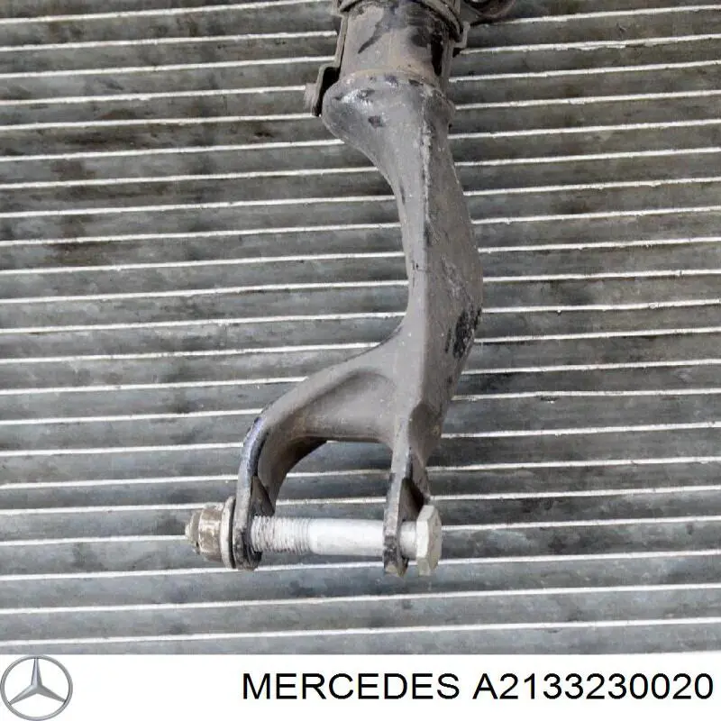 Comprar A2133230020 Mercedes Soporte del amortiguador delantero
