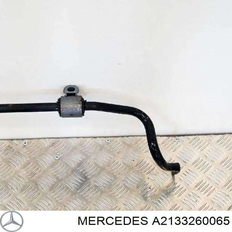 Barra estabilizadora trasero Mercedes A2133260065