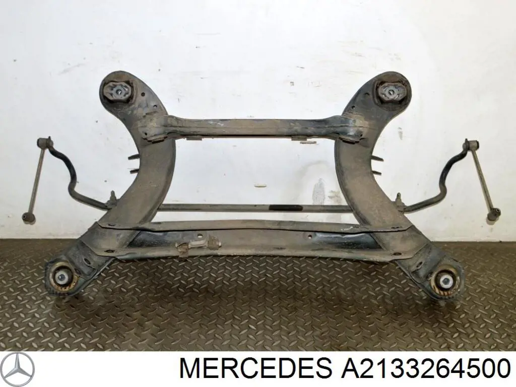 2133264500 Mercedes estabilizador trasero