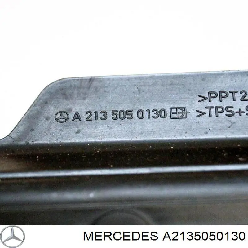 Deflector de aire inferior del radiador A2135050130 Mercedes