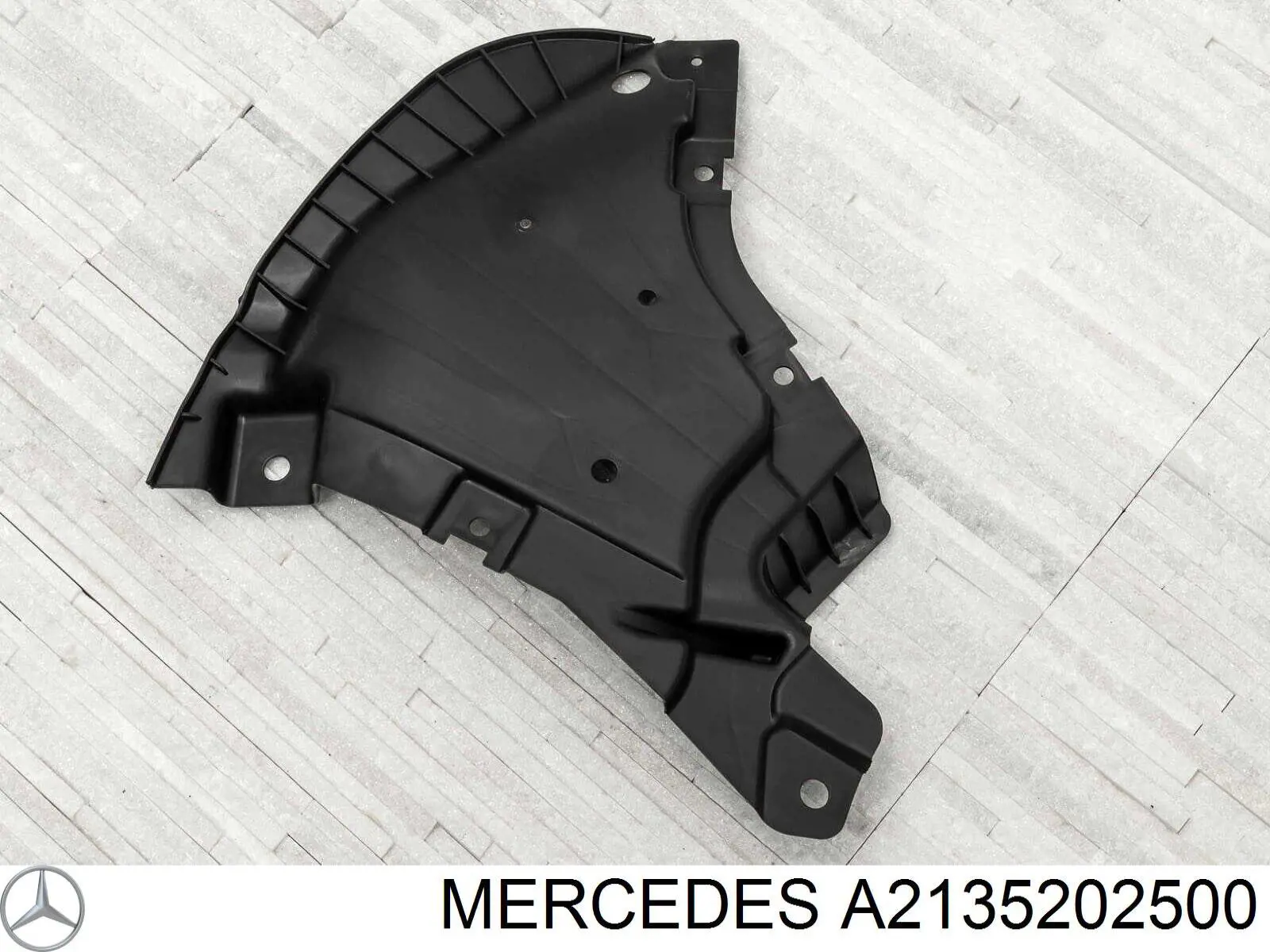 Protector izquierdo del parachoques delantero Mercedes A2135202500 precio, desde 83,16 EUR