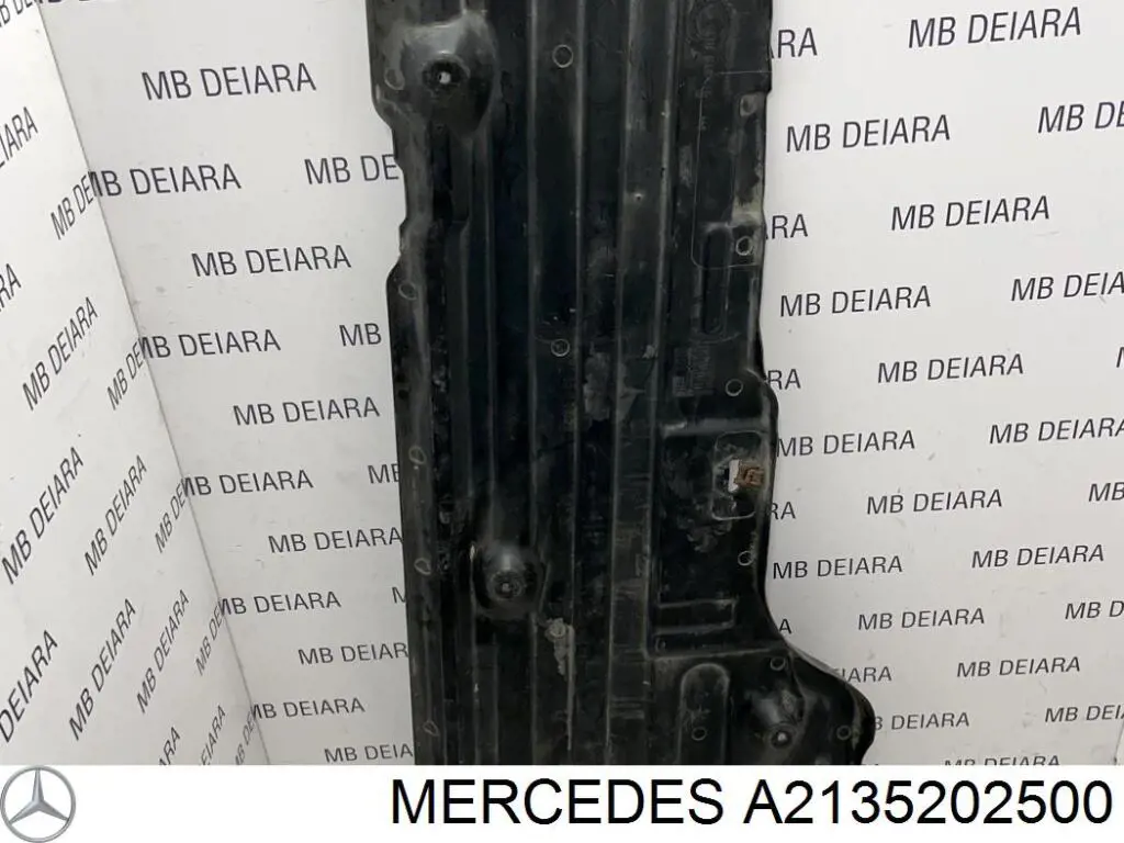 Protector izquierdo del parachoques delantero Mercedes A213520250064 precio, desde 57,76 EUR