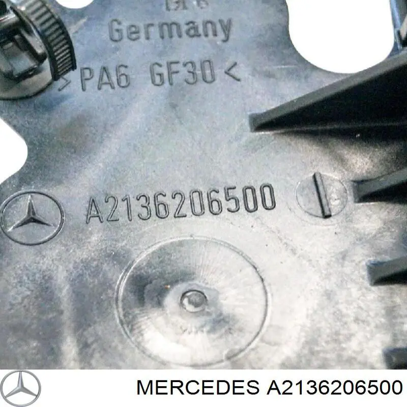 Soporte de panel frontal derecho Mercedes A2136206500 precio, desde 51,76 EUR