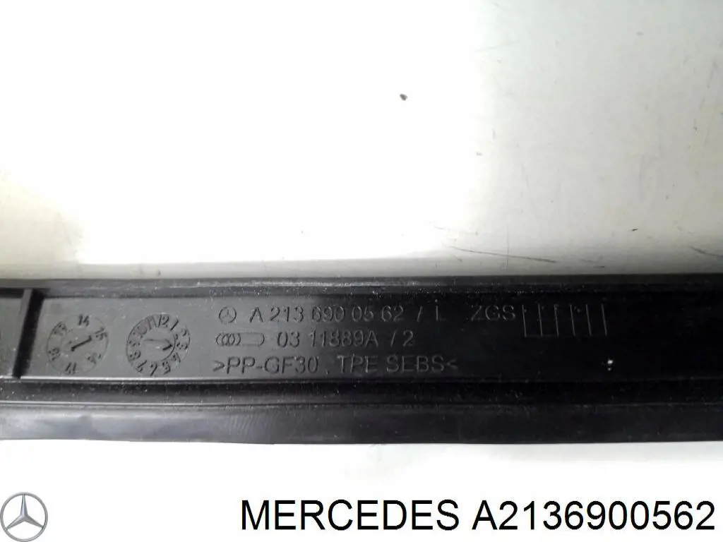 A2136900562 Mercedes