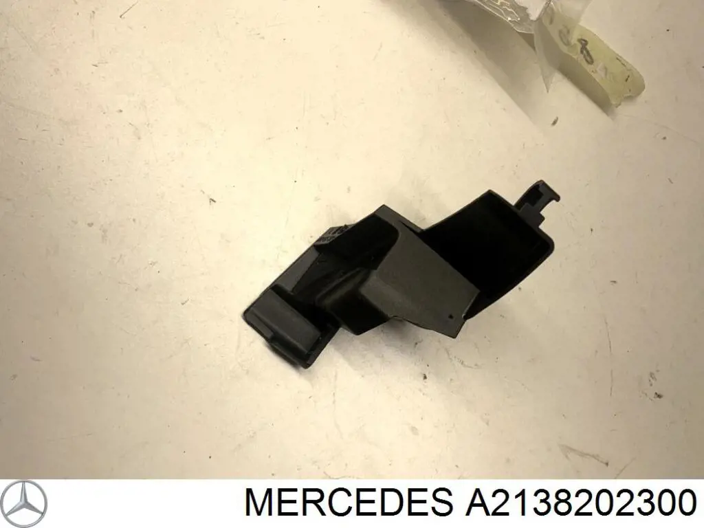 A2138202300 Mercedes