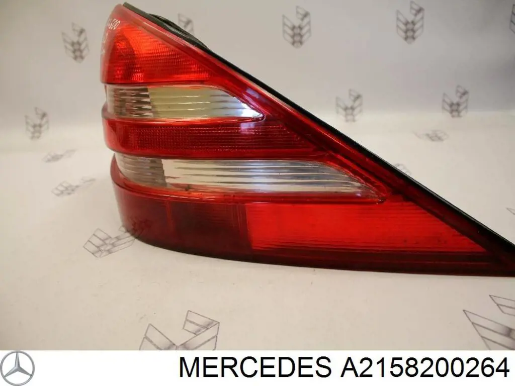 Piloto trasero derecho Mercedes A2158200264 precio, desde 584,76 EUR