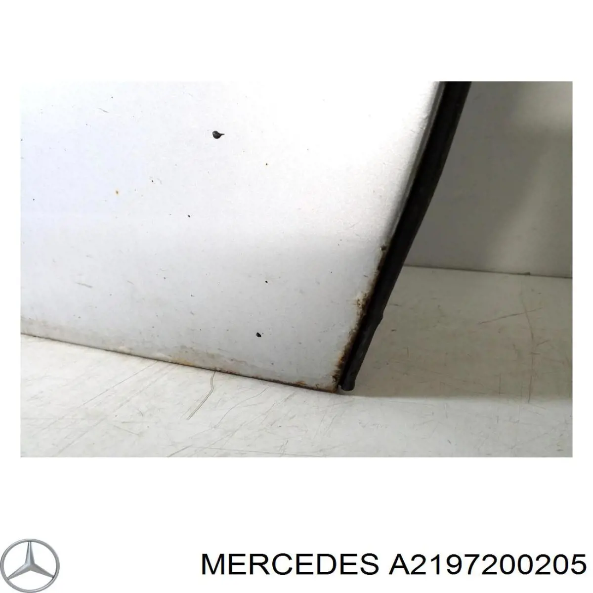Puerta delantera derecha Mercedes A2197200205 precio, desde 347,03 EUR