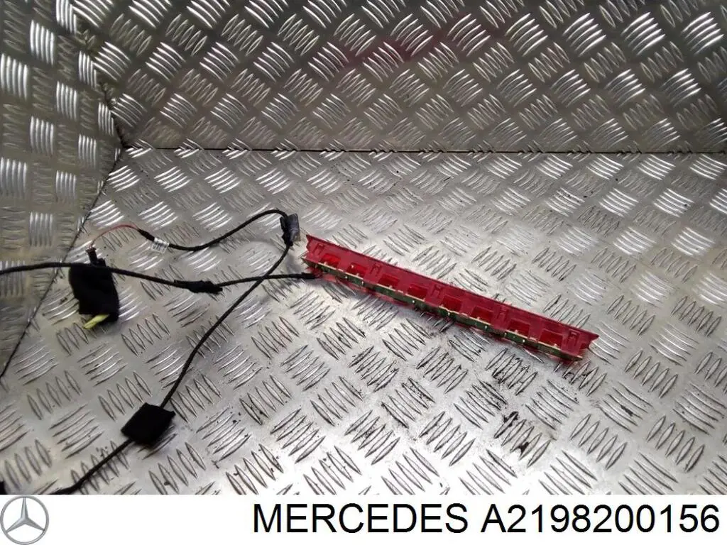 Comprar A2198200156 Mercedes Luz de freno trasera adicional 