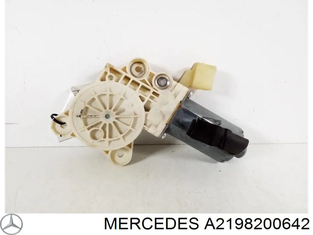 Comprar A2198200642 Mercedes Motor del elevalunas de la puerta delantera derecha